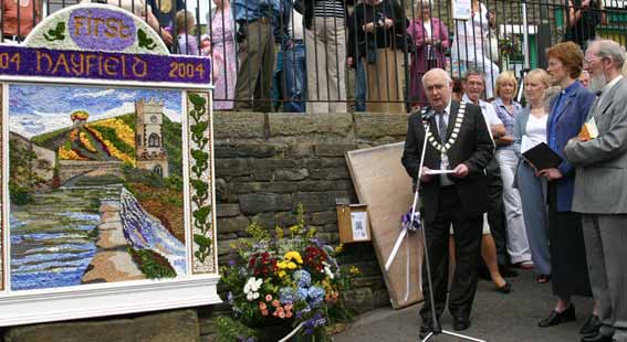 Hayfield Well Dressing (c) Phil Gee 2004